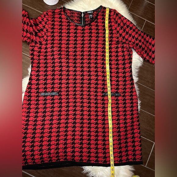 Gramercy 22 Knit 3/4 Sleeve Faux Leather Trimmed Zip Back Shift Dress sz 3X - Picture 6 of 7